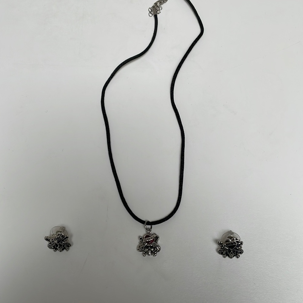 Ed Hardy “love kills slowly” earrings and necklace